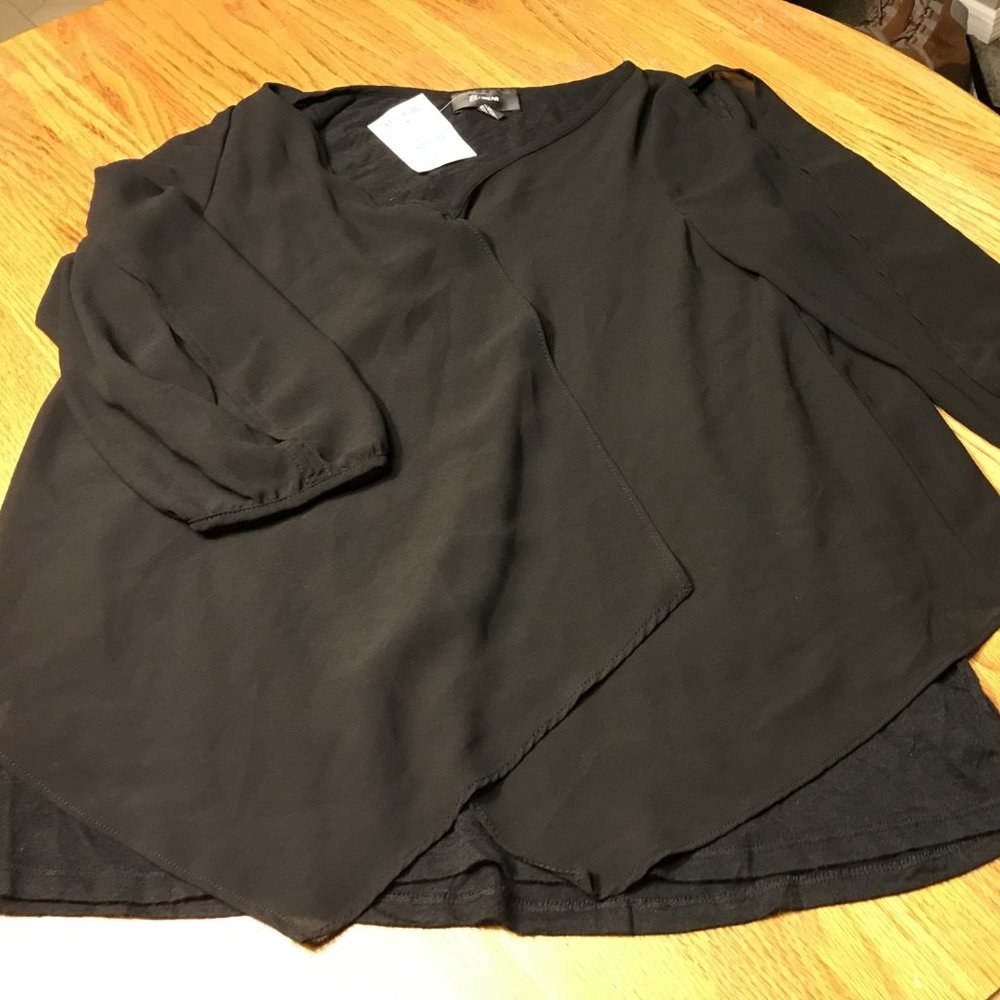 Ladies top sleeveless